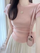 温柔粉色针织短袖t恤女夏季薄款初恋甜美时髦套头短款冰丝上衣潮