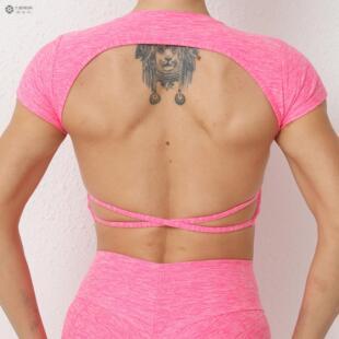 欧美大露背运动短袖带胸垫，交叉美背上衣，可外穿健身瑜伽短袖女性感