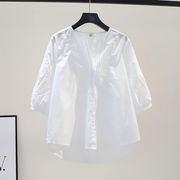 含棉镂空绣花中袖白色女圆领宽松衬衣2023夏季韩版小清新上衣时尚
