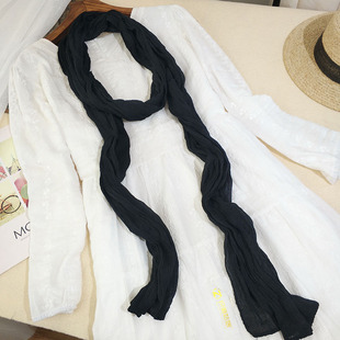 黑色棉麻围巾女细窄长条，春夏季薄款褶皱，纯色百搭文艺装饰护颈纱巾
