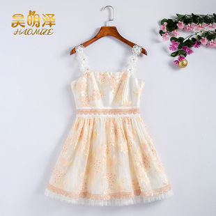 台湾品牌女装2024夏季很仙美的公主裙洋气刺绣高腰大码连衣裙