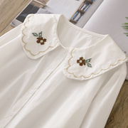 文艺小清新甜美刺绣花朵宽松棉质白色衬衫女长袖娃娃领衬衣打底衫