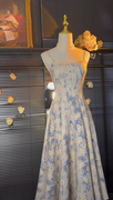 法式蓝色油画长裙沙滩裙碎花，吊带连衣裙女夏季仙气质感高级感