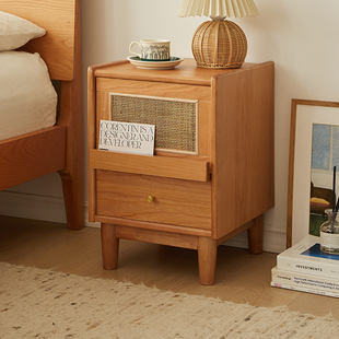 实木床头柜现代简约小型藤编，床边柜卧室床头置物架，简易夹缝小柜子