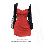 大码胖妹妹纯欲风法式红色，波点收腰吊带连衣裙+薄款防晒开衫套装