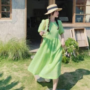 绿色小个子肌理感连衣裙女夏法式绝美仙女超，仙可盐可甜在逃公主裙