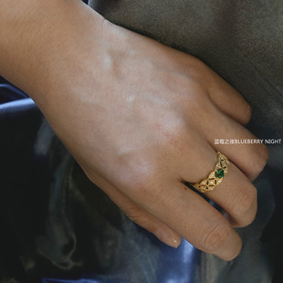 重磅祖母绿宝石蕾丝西洋，复古宫廷戒指，首饰镂空高贵冷淡风个性