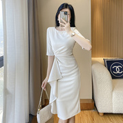 法式优雅气质白色女神范修身显瘦连衣裙夏季设计感收腰一步裙