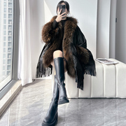 黑色羽绒服女2023冬季斗篷，超大毛领中长款时尚，宽松白鸭绒(白鸭绒)外套
