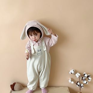 婴儿衣服春秋宝宝连体衣套装长袖条纹兔耳朵连帽卫衣背带裤两件套