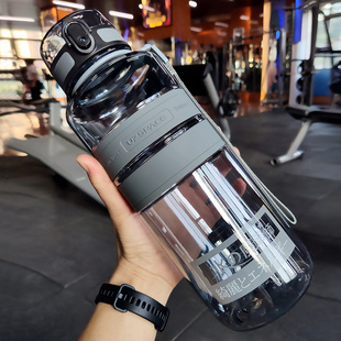 大容量运动水杯男健身房大号水瓶，夏天便携塑料，杯子超大水壶2000ml