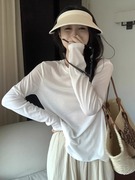 白色冰丝防晒罩衫女夏装薄款洋气减龄设计感宽松圆领长袖面膜T恤