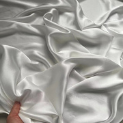 真丝布纯色丝绸白色素绉缎大块，零头布100%桑，蚕丝面料床品衬衫布料