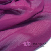 夏季超薄款深紫红色肌理，雪纺纱布料深酱紫红色，雪纺面料垂度好