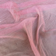 桃红色半透明潮丝绉雪纺，提花布料夏季薄款连衣裙，衬衫时装轻透面