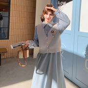 蓝色法式茶系连衣裙套装女秋季学院风针织马甲长裙两件套