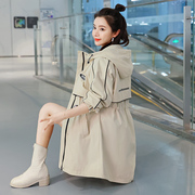 米白色中长款美式风衣外套，女2023年韩版宽松抽绳收腰连帽上衣