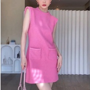 高级感轻奢气质玫粉色连衣裙无袖背心包臂裙小香风2023夏装