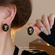 小香风黑色耳钉轻奢高级感气质耳环小众设计感独特法式耳饰女