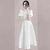 法式名媛气质复古白色连衣裙，女2024年夏季收腰高级感女装裙子