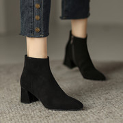 欧美女短靴中跟磨砂，41-43大码秋冬靴时装，靴单靴大号拉链女靴