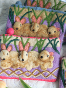 尼泊尔手工羊毛毡三只兔子立体兔兔钱包卡包笔袋零钱包手机包卡包