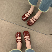 可爱单鞋女2023年夏季漆皮时尚港风复古欧洲站平底双带玛丽珍鞋子