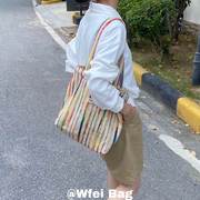 Wfei包包ins韩风彩虹条纹帆布包重工立体刺绣腋下包大容量手提包