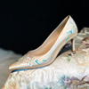 婚鞋高级感原创秀禾婚纱两穿高跟鞋香槟色中式刺绣，新娘缎面旗袍鞋