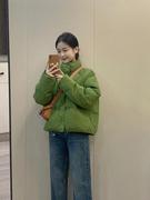 绿色羽绒服女款2023年冬季今年流行的小个子韩版气质简约时尚