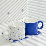 克莱因蓝情侣漱口杯套装家用浴室，牙刷杯卫生间创意陶瓷洗漱杯一对