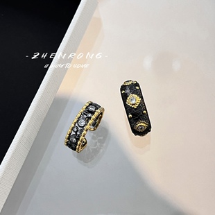 意大利布qi拉提蕾丝元素手工拉丝织纹雕金黑金电镀双色金戒指女