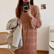 韩国chic秋季法式温柔木耳边立领褶皱肌理感设计喇叭袖连衣裙长裙