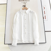 国内Dの2024春季设计感小众法式气质甜美百搭白色灯笼袖衬衫女