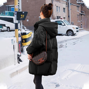 黑色羽绒服女冬季中长款2023年时尚，洋气韩版女款外套冬面包服