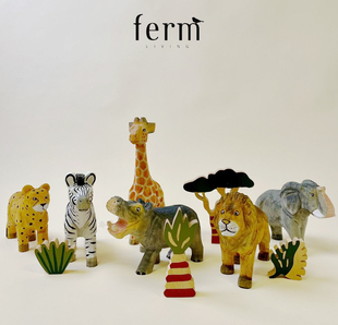 丹麦ferm living手工木雕动物长颈鹿摆件装饰北欧仿真儿童玩具