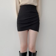 黑色短裙女春秋2023高腰紧身包臀半身裙短款不规则褶皱一步裙