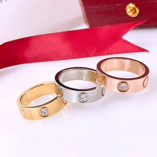 love戒指 时尚气质钛钢电镀18k金情侣对戒 卡加三钻戒指永恒之环