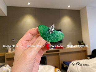 韩国进口东大门天然玉石，雕刻蝴蝶大衣，胸针衣服饰品