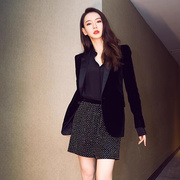 秋季丝绒小西装外套女韩版中长款修身职业，收腰英伦风休闲西服