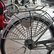 电动车自行车后j防防护网软脚料安全护网车轮裙轮夹脚网通用塑板