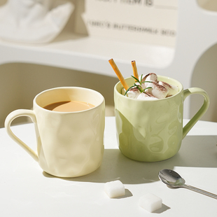 舍里高颜值马克杯女创意水杯家用设计感陶瓷杯子，情侣早餐杯咖啡杯