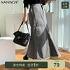 naning9秋季韩版时尚高腰，显瘦毛边口袋牛仔半身裙女