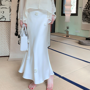 fairyjiang夏季高级缎面白色，鱼尾半身裙长款显瘦高腰包臀裙子