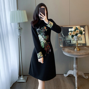 新中式国风刺绣设计感连衣裙女2024春季洋气黑色打底裙子