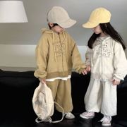 春季韩版儿童运动套装中小童，休闲卡通印花宽松卫衣开衫卫裤两件套
