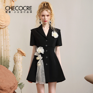 茬客立体花朵黑色西装裙夏季气质优雅小众设计感通勤单排扣连衣裙