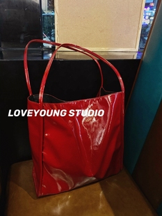 loveyoung 自制 红色亮面漆皮单肩包大容量百搭包包 婚包托特包