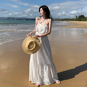 白色小清新荷叶边吊带长裙，时尚显瘦气质蕾丝连衣裙女夏季海边度假