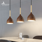 餐厅吊灯三头北欧现代简约创意，木纹床头餐桌咖啡厅吧台中山灯具